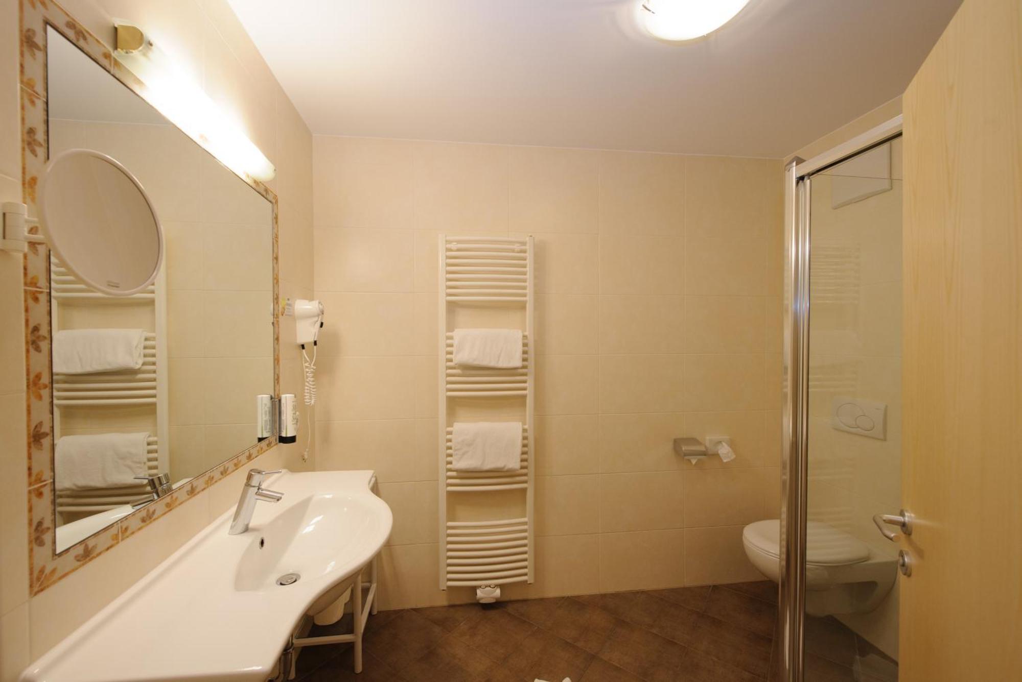 Landhotel Latscherhof Coldrano Esterno foto